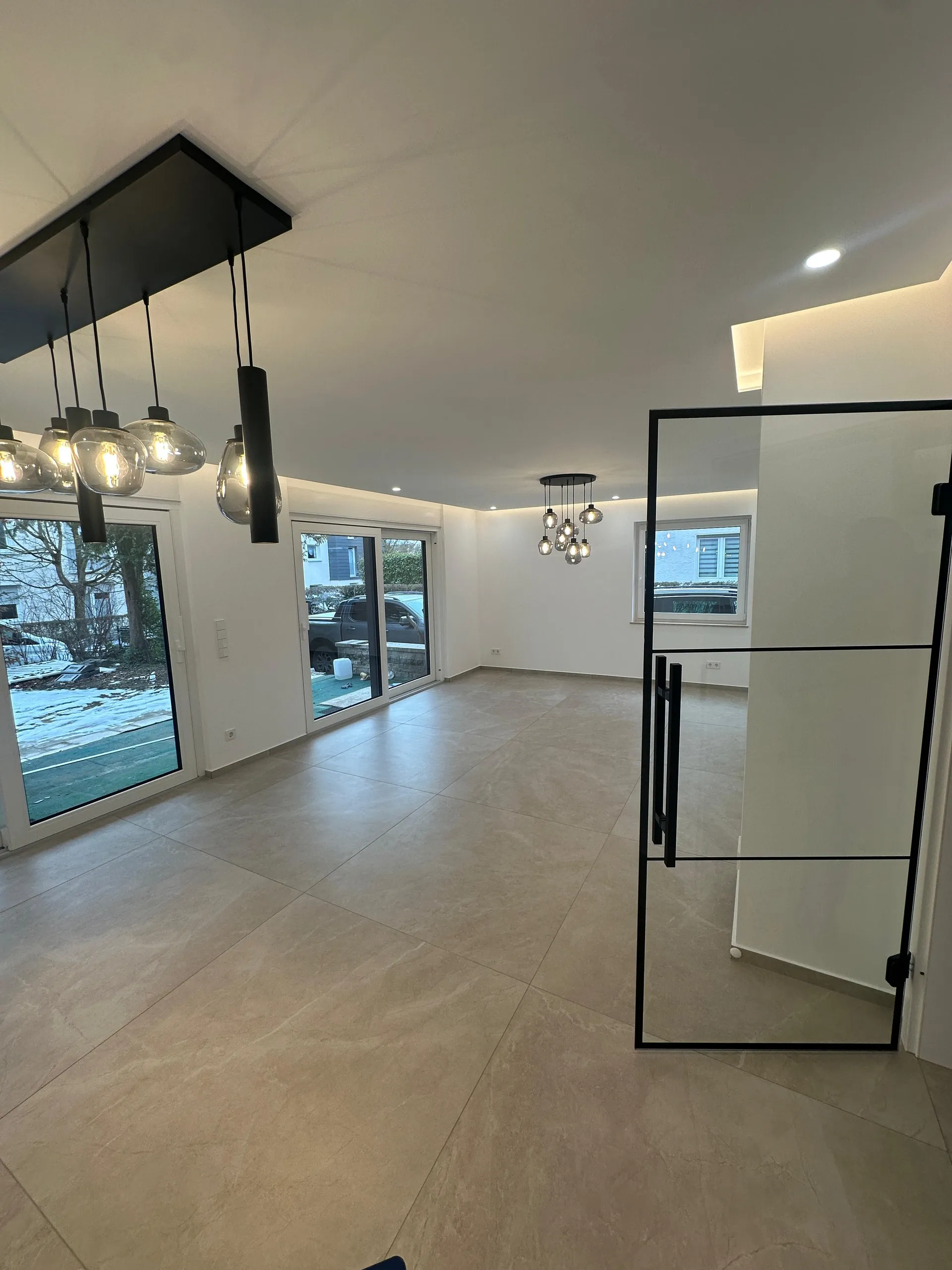 Kernsanierung eines Dreifamilienhauses